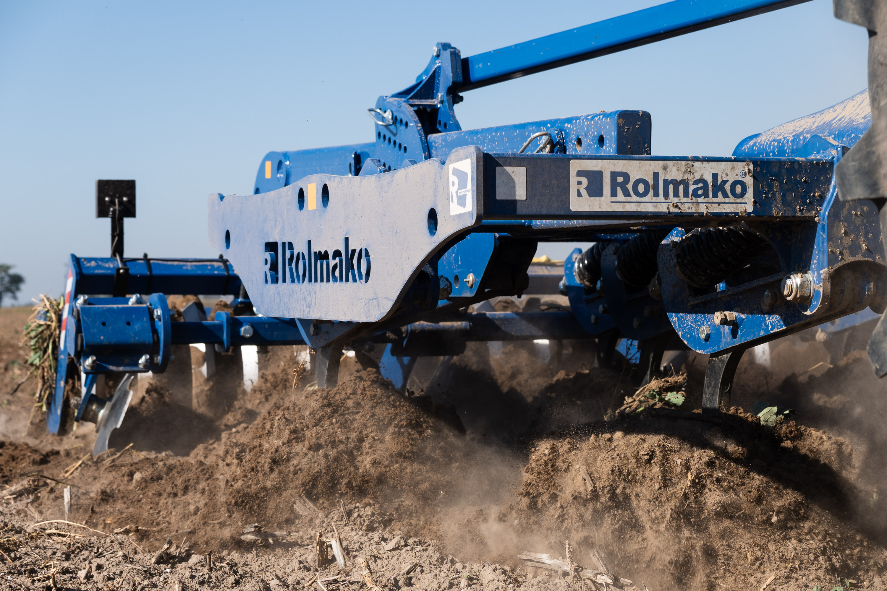 Сельскохозяйственные машины Rolmako, идеально подходящие для безотвальной обработки.
