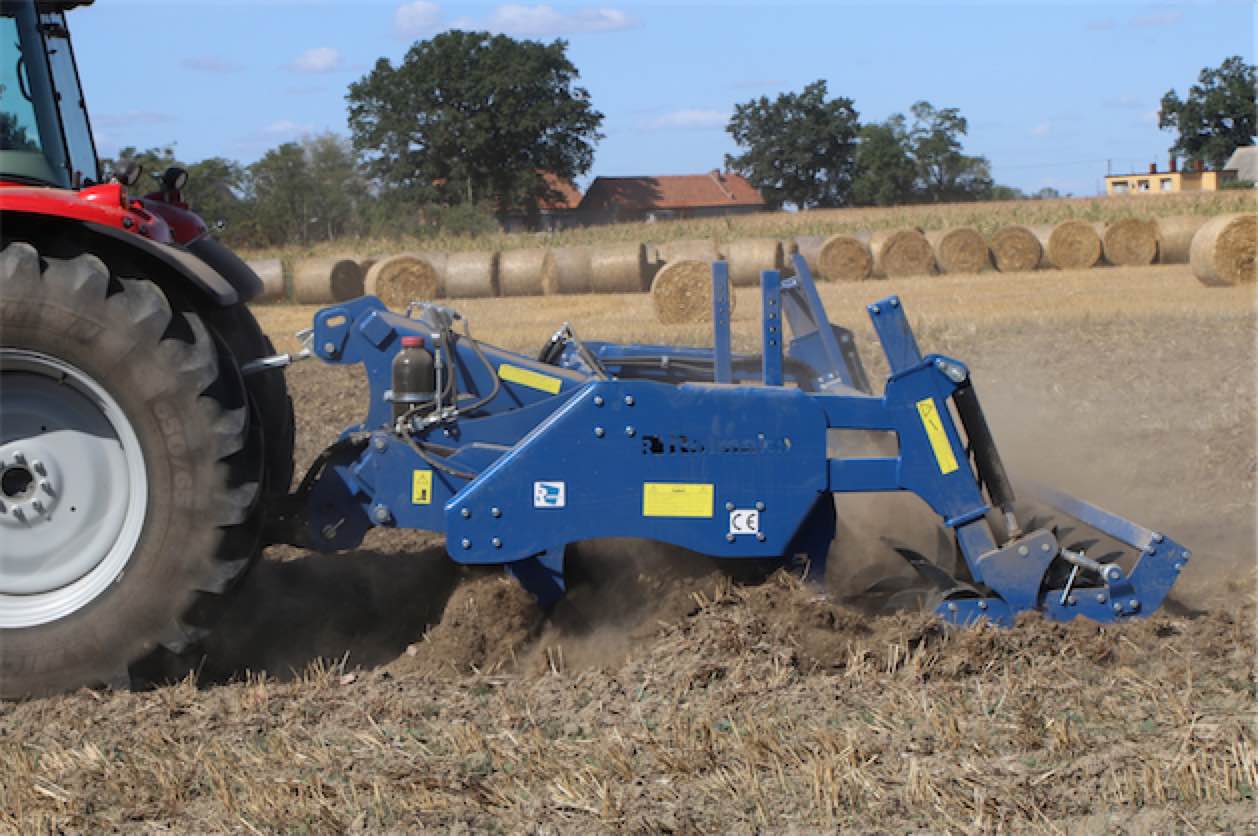 Долотовый плуг Rolmako U624 для глубокого рыхления почвы перед Strip-Till.